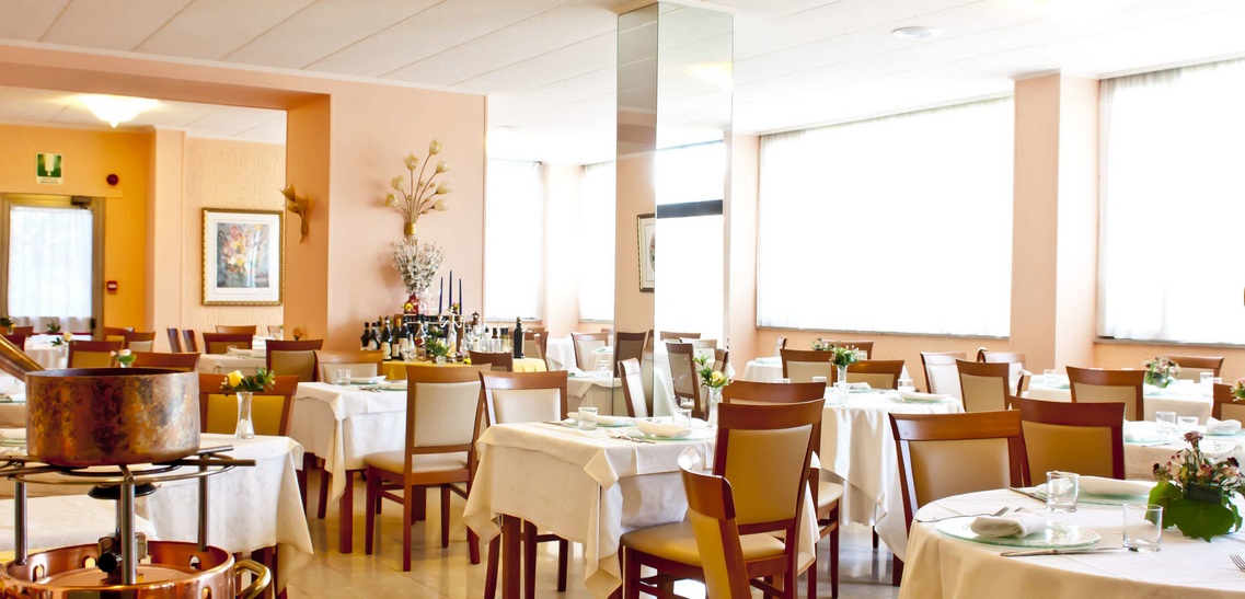 Ristorante I Girasoli - Hotel Ilgo Ristorante I Girasoli - Hotel Ilgo