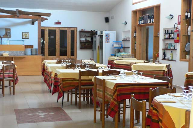 Hotel Cooperativa Turistica Enis
