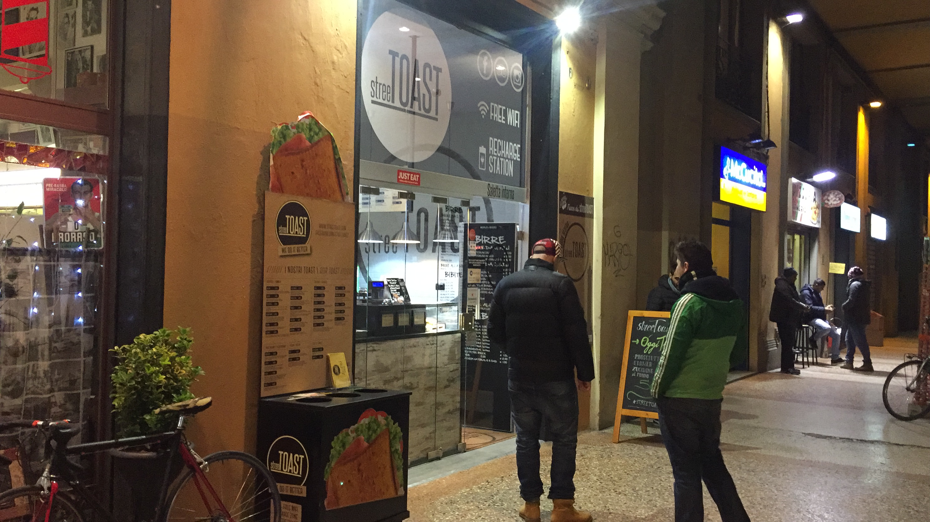 streeTOAST - Bologna